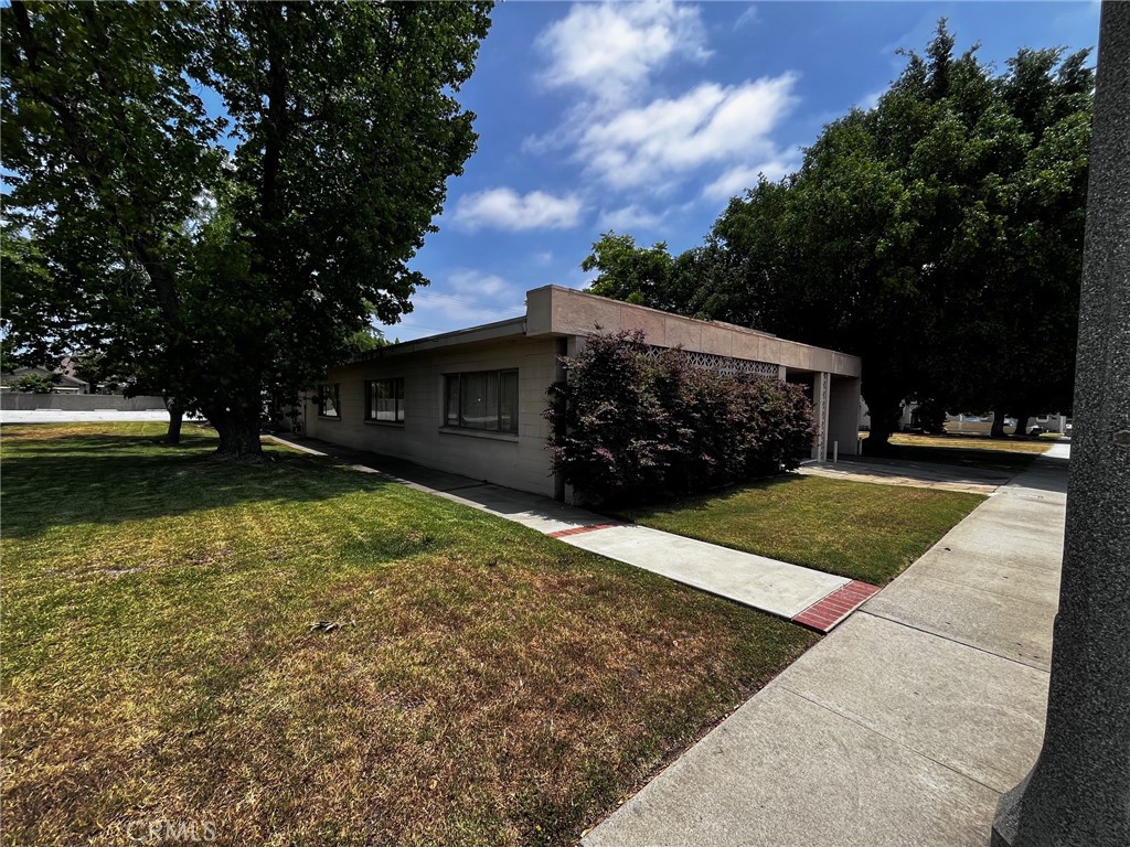 320 N Garfield Avenue Property Photo 1