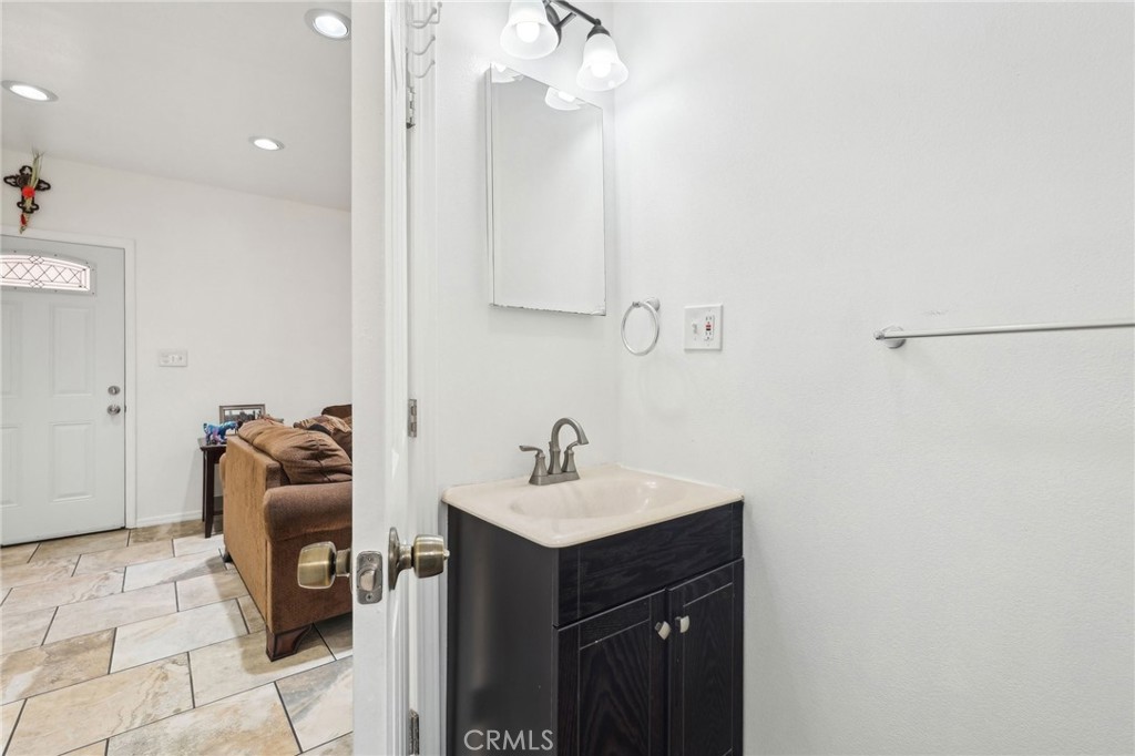 10240 Atlantic Avenue Property Photo 17