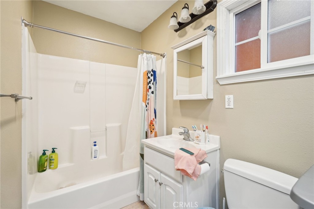 10240 Atlantic Avenue Property Photo 32