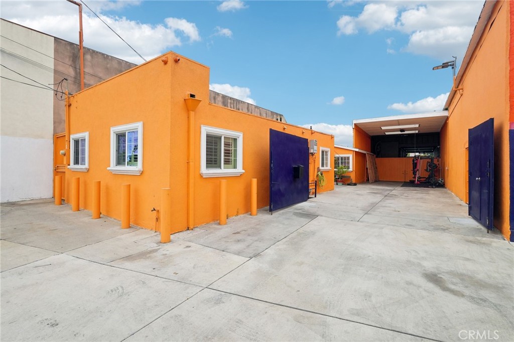 10240 Atlantic Avenue Property Photo 1