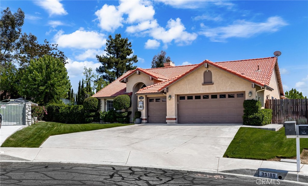 35189 Ravencrest Court Property Photo