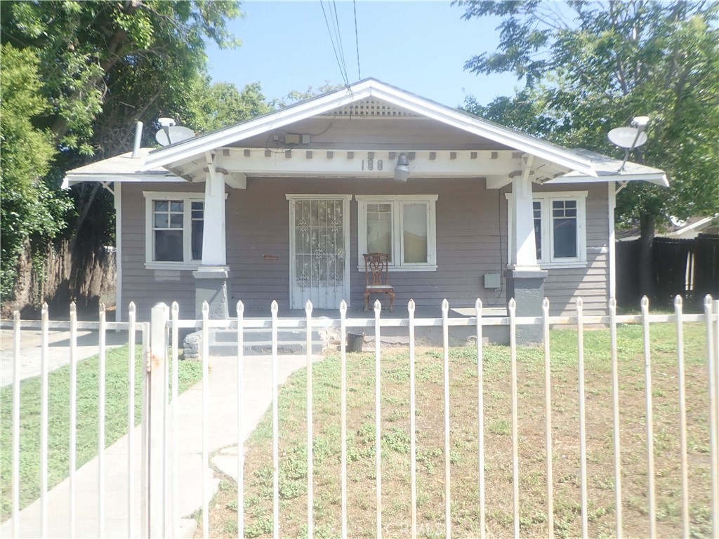 180 Magnolia Avenue Property Photo 1