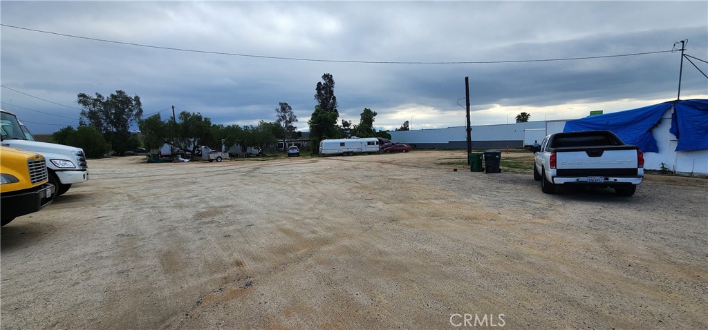 21320 Box Springs Road Property Photo 6