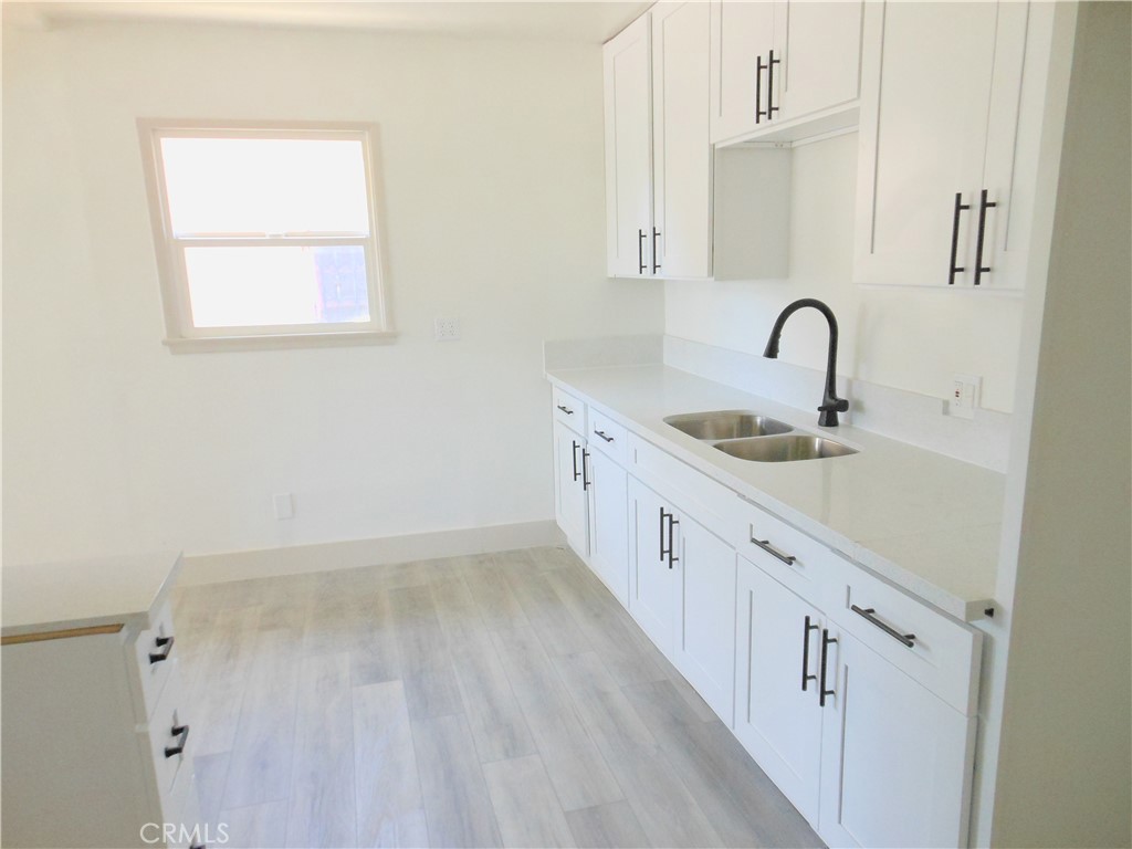 2374 N Waterman Avenue Property Photo 7
