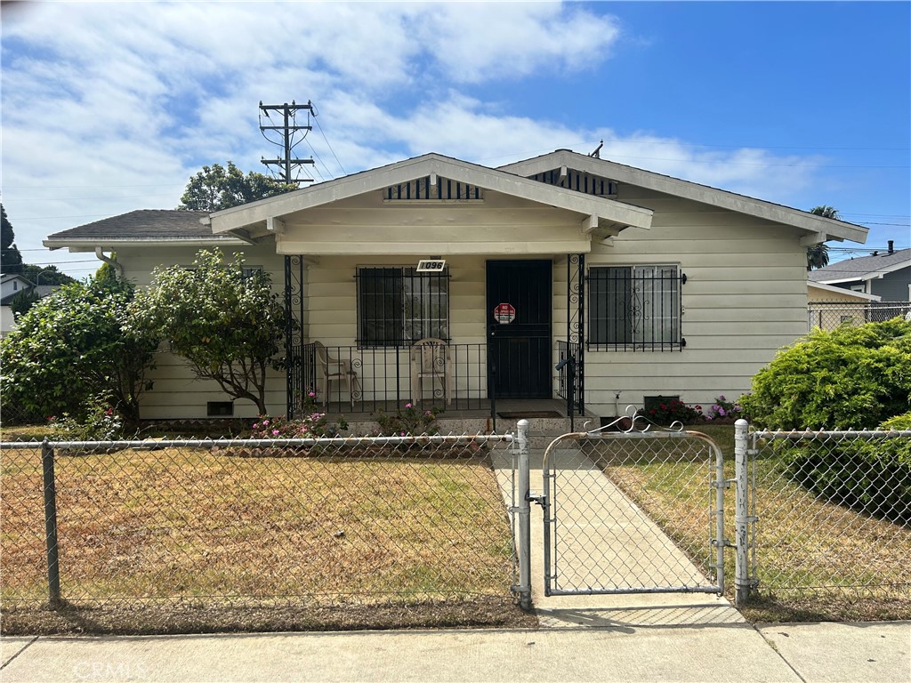 1096 E 20th Street Property Photo 1