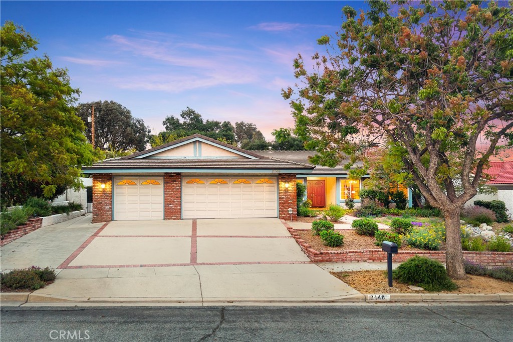 2148 Aquinas Avenue Property Photo