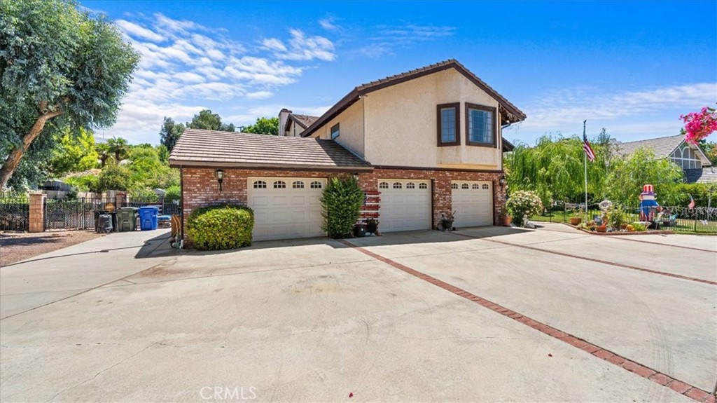 12943 Lupine Court Property Photo 2