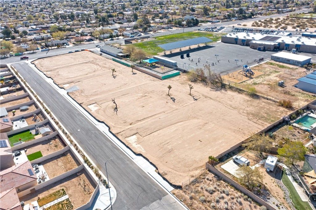 3 Valencia Street Property Photo 9