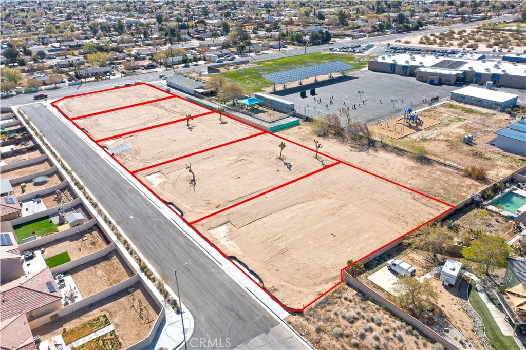 4 Valencia Street Property Photo 1