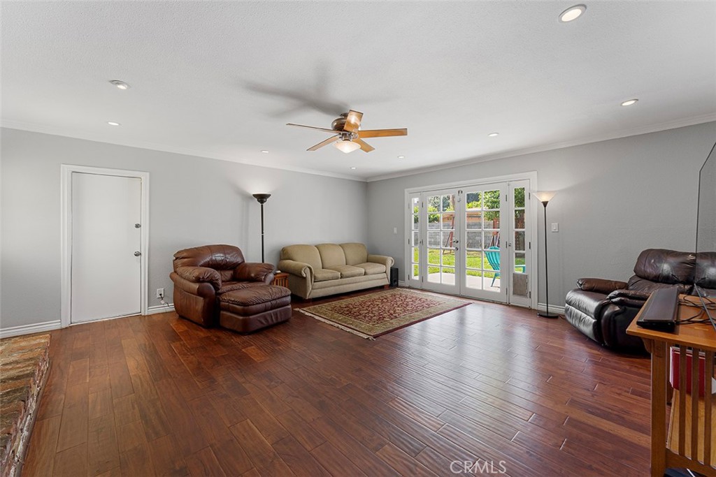 1200 S Pennsylvania Avenue Property Photo 16