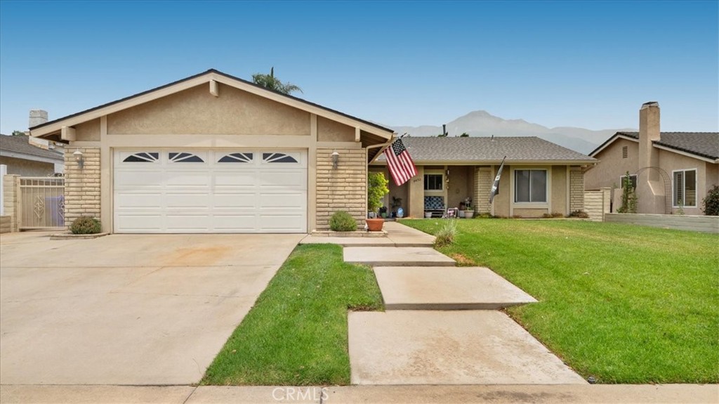 8452 Hawthorne Street Property Photo 1