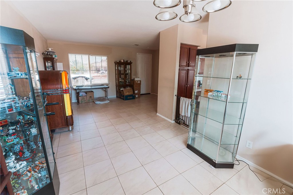 15193 Arcadian Street Property Photo 7
