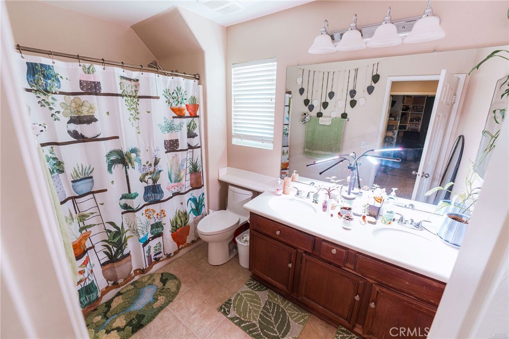 15193 Arcadian Street Property Photo 13
