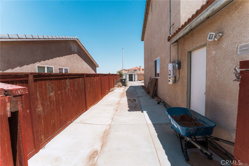 15193 Arcadian Street Property Photo 25