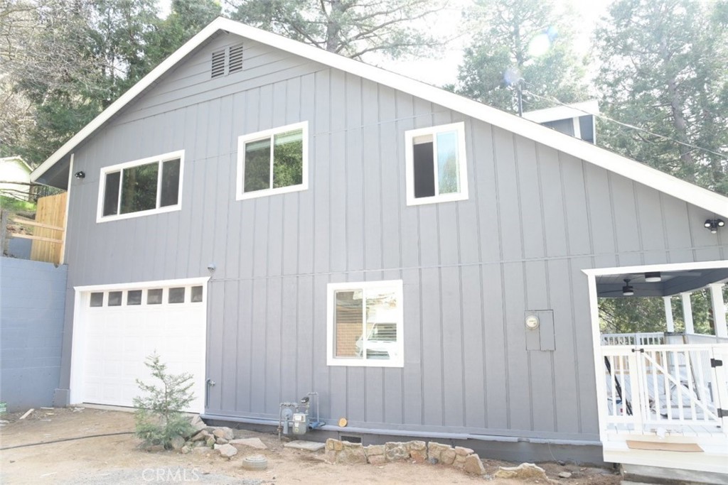 983 Venus Way Property Photo 1