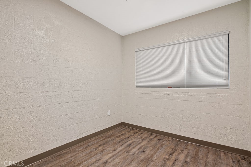 10942 Ramona Boulevard Property Photo 16