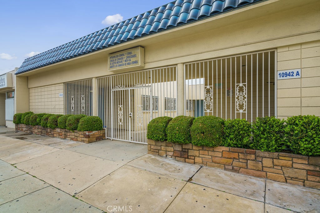 10942 Ramona Boulevard Property Photo 20