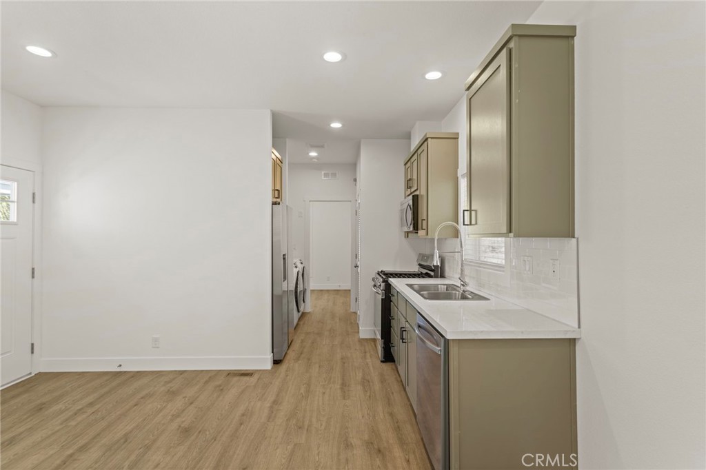 3319 Avalon Street 22 Property Photo 13
