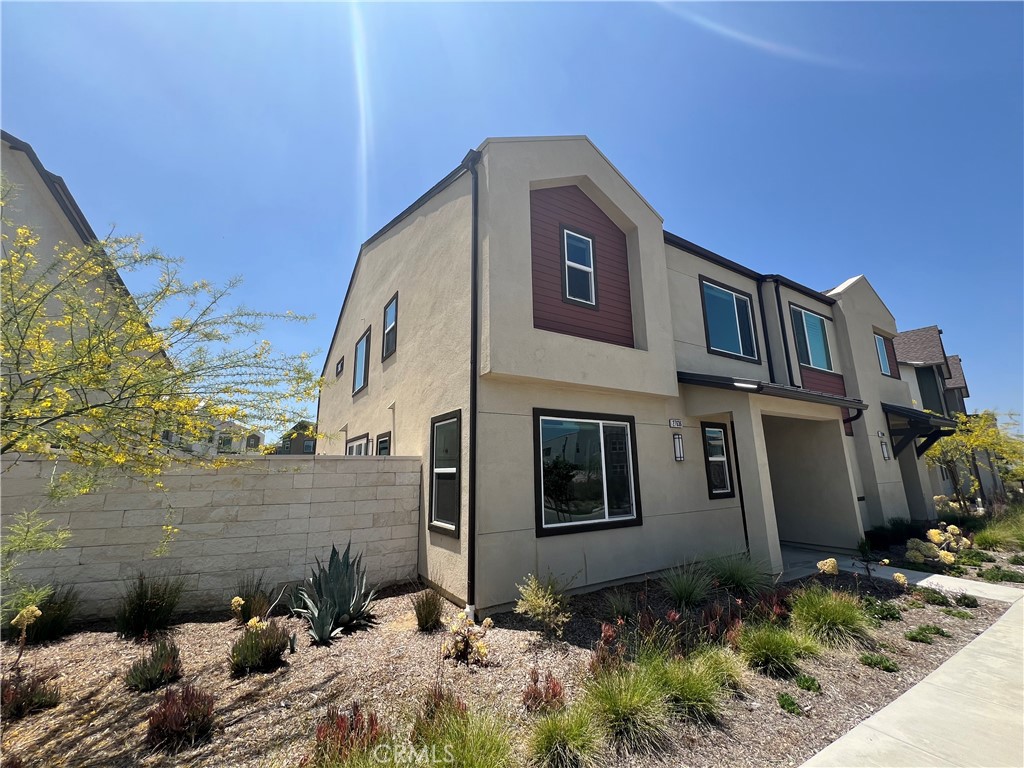 27636 Symphony Place Property Photo 1
