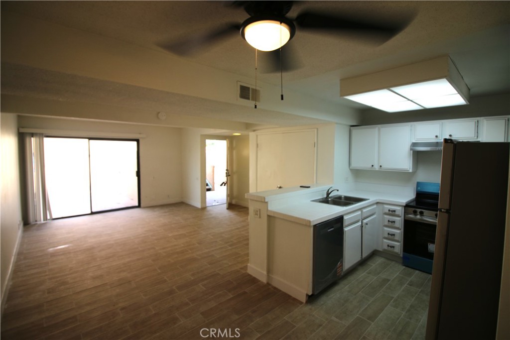 1440 W Edgehill Road 69 Property Photo 1