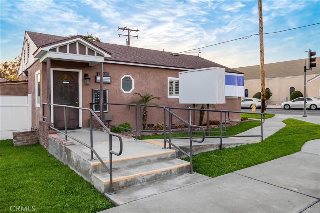 8312 Juniper Avenue Property Photo 1