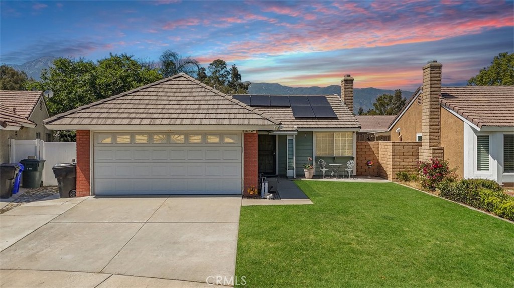12724 Lucerne Court Property Photo