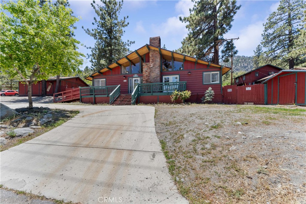 5440 Lone Pine Canyon Road Property Photo 1