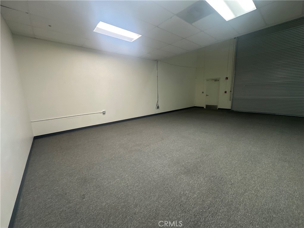 28043 Smyth Drive Property Photo 4