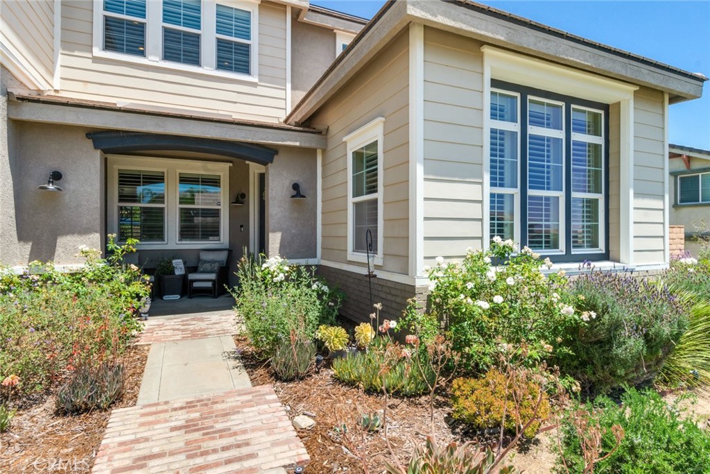 4765 Falconview Court Property Photo 4