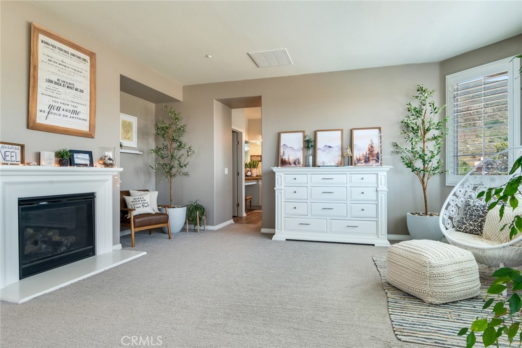 4765 Falconview Court Property Photo 18