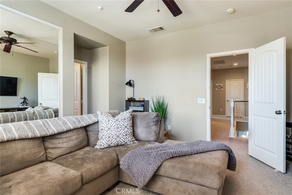 4765 Falconview Court Property Photo 31