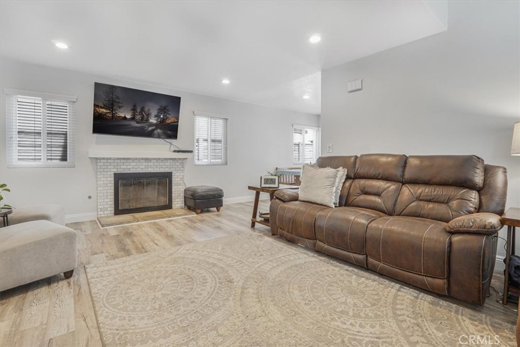 11025 Shaw Street Property Photo 10