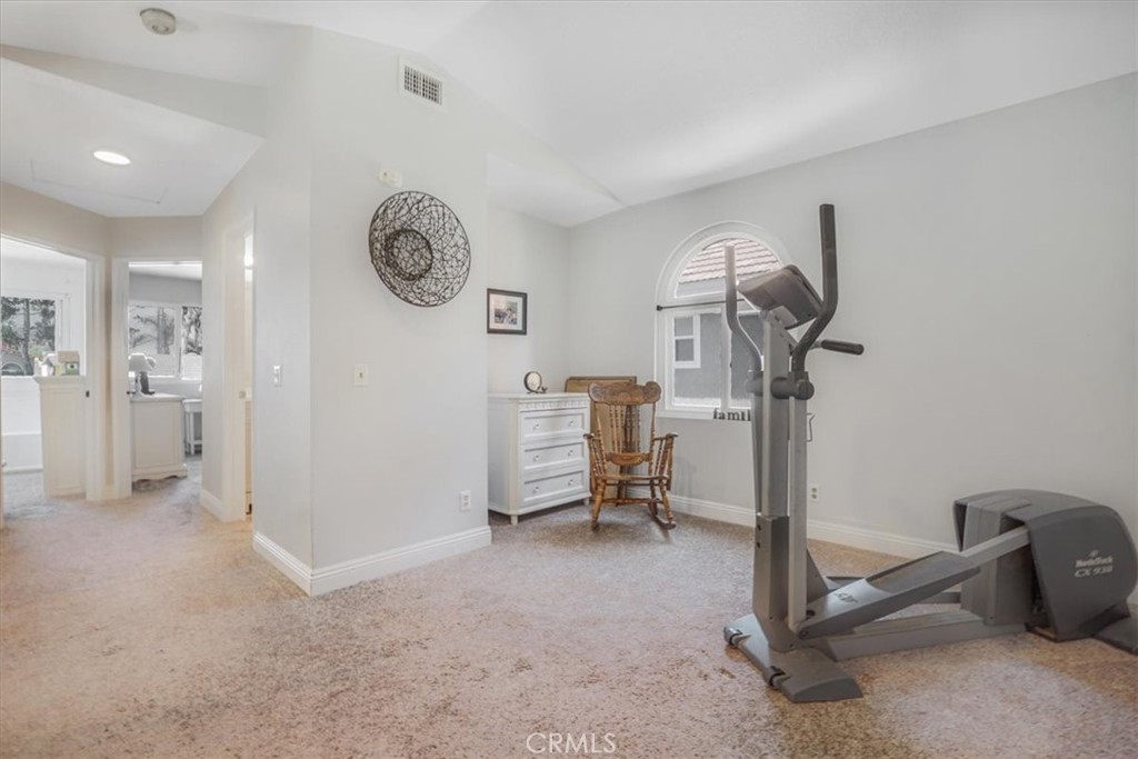 11025 Shaw Street Property Photo 14