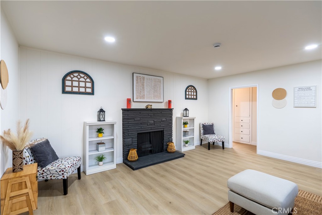 12563 3rd Street Property Photo 7