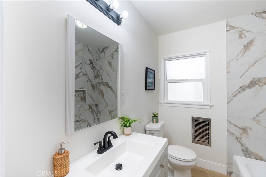 12563 3rd Street Property Photo 17