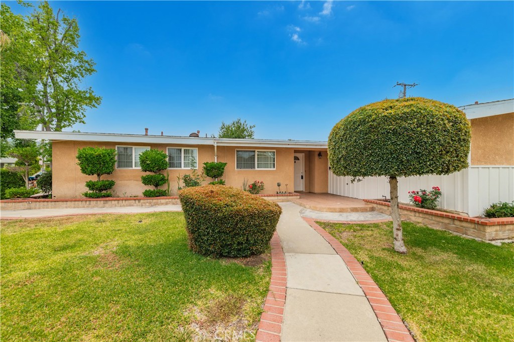 1003 S Rodilee Avenue Property Photo 1
