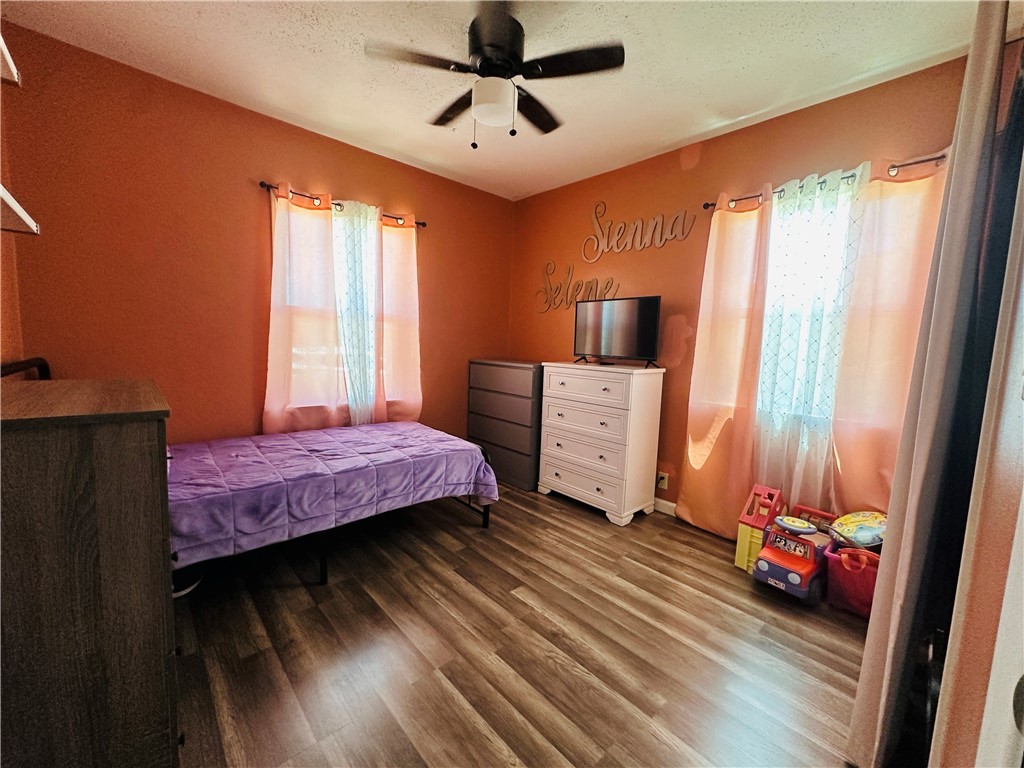 8580 Mango Avenue Property Photo 5