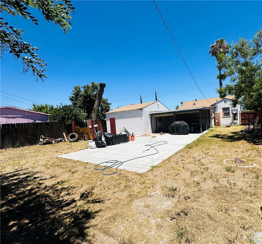 8580 Mango Avenue Property Photo 12