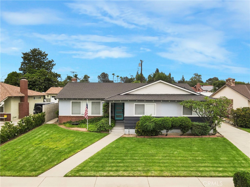 1158 N Ivescrest Avenue