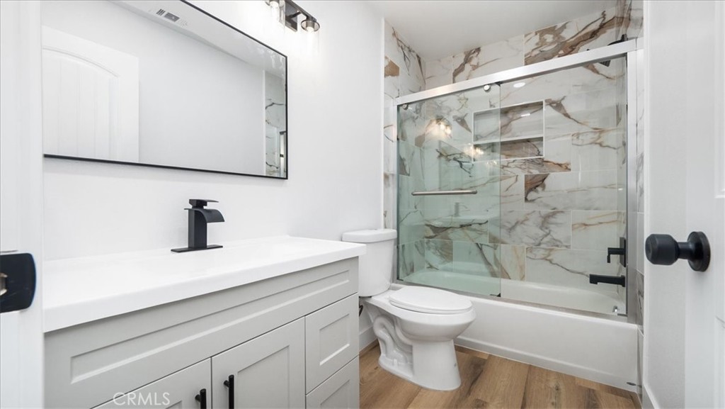 1208 Del Haven Court Property Photo 8