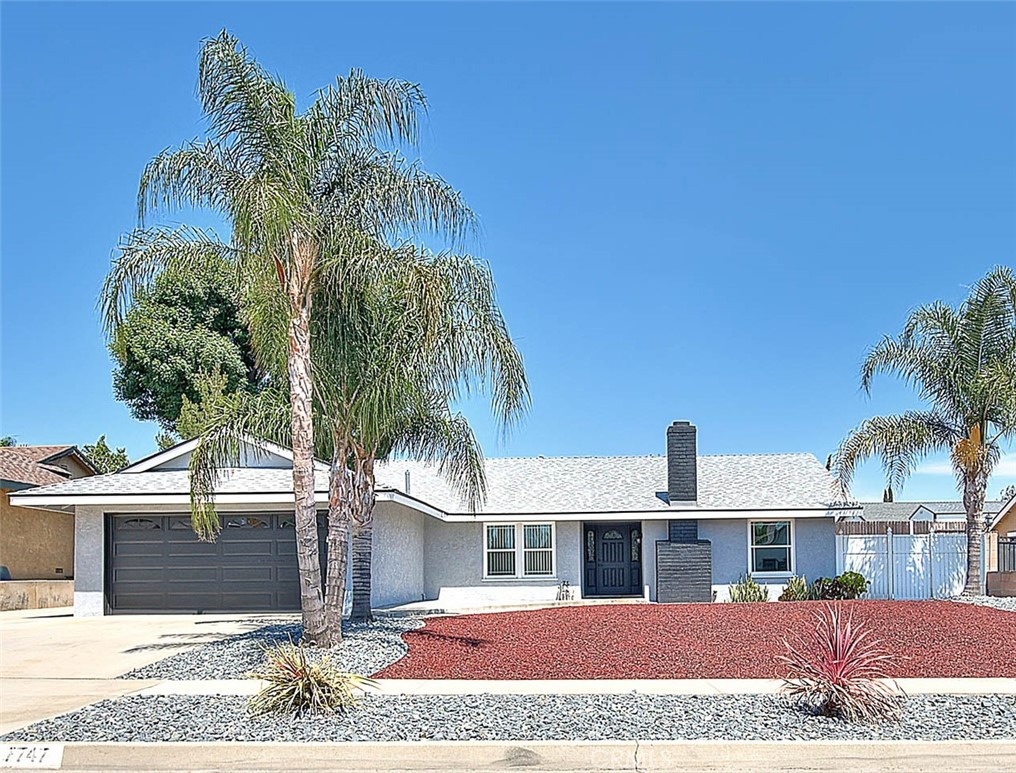 7747 Onyx Avenue Property Photo 1