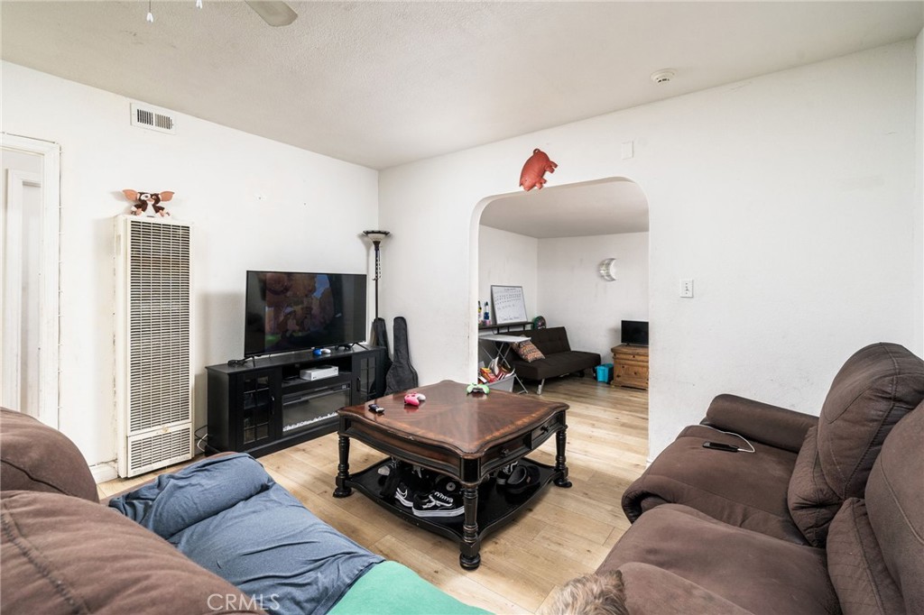 15017 Hibiscus Avenue Property Photo 5
