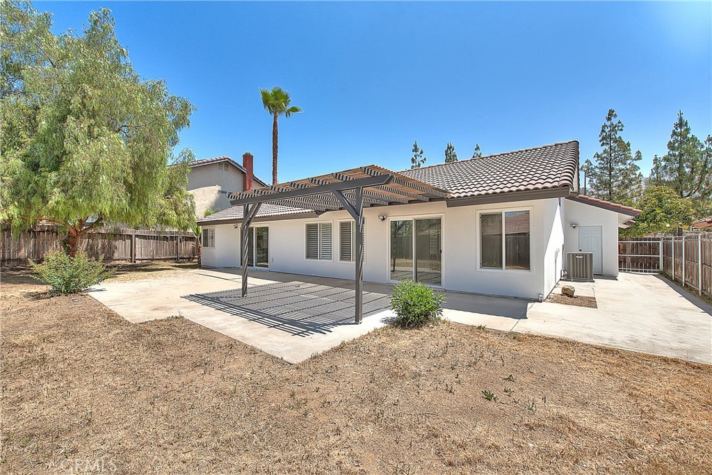 24472 Old Country Road Property Photo 27