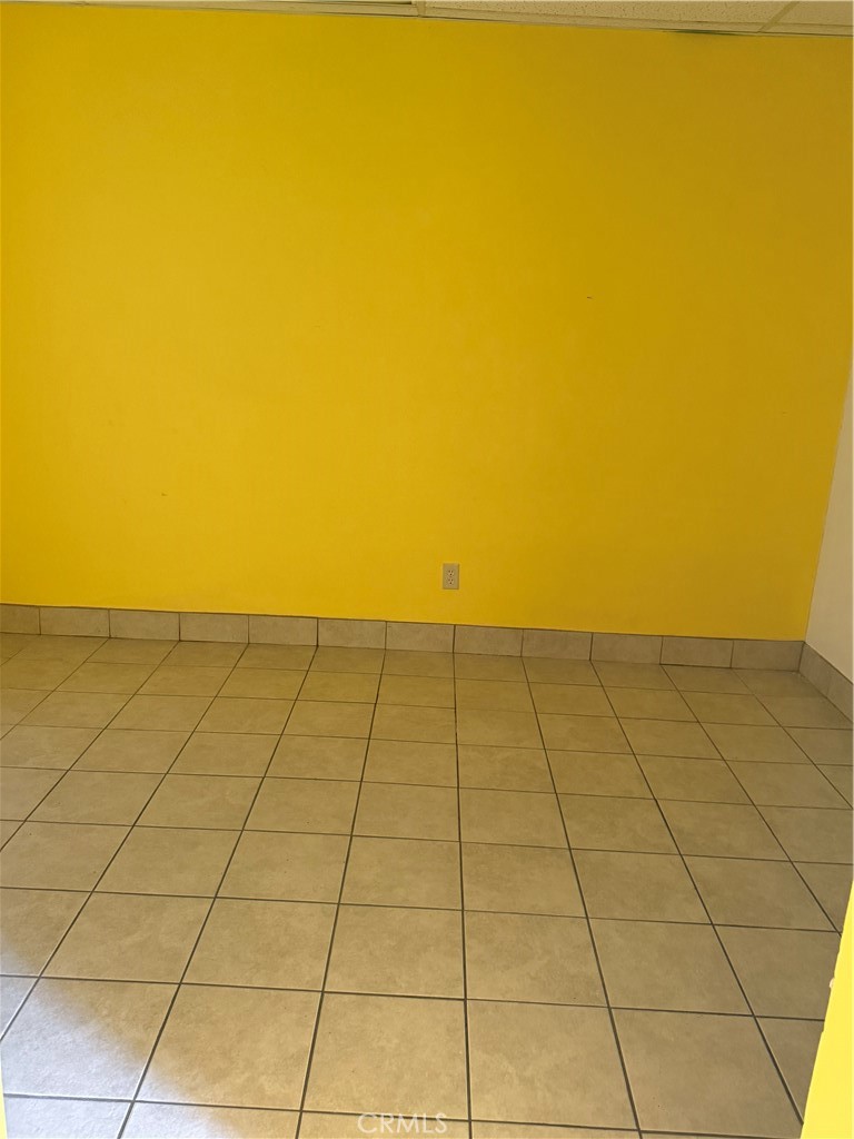 342 S Riverside Avenue Property Photo 4
