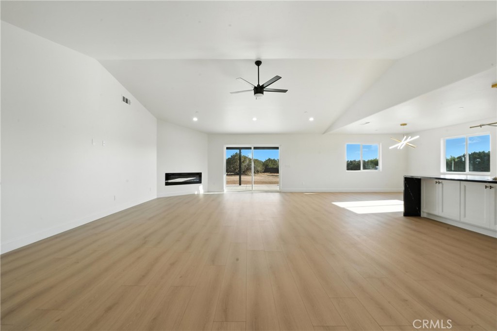 15658 Wells Fargo Street Property Photo 7