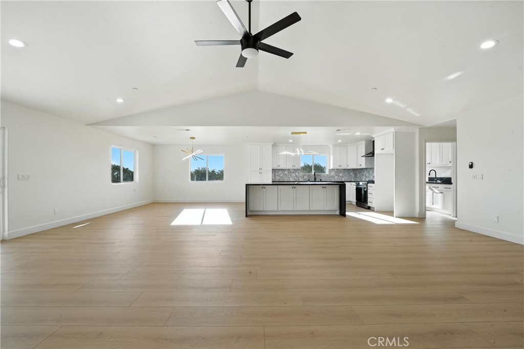 15658 Wells Fargo Street Property Photo 8