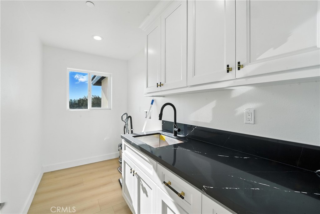 15658 Wells Fargo Street Property Photo 17