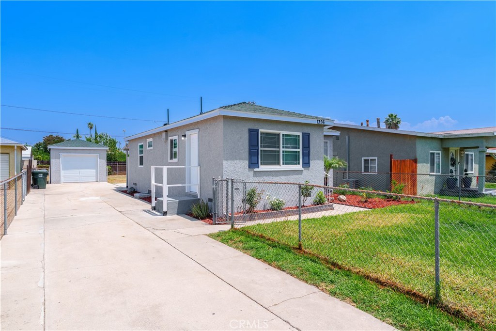 1356 W 10th Street Property Photo 1