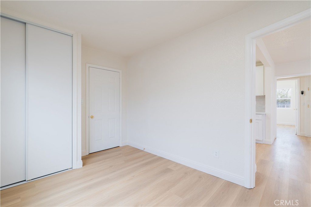 1356 W 10th Street Property Photo 11