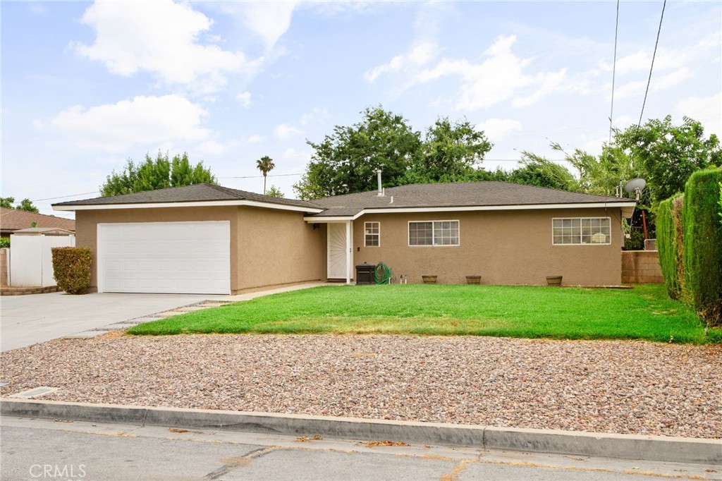 510 Archibald Court Property Photo 1